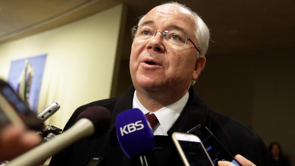 El embajador de Venezuela ante la Organización de Naciones Unidas (ONU), Rafael Ramírez, anunció este martes que renunció a su cargo por órdenes del presidente Nicolás Maduro.