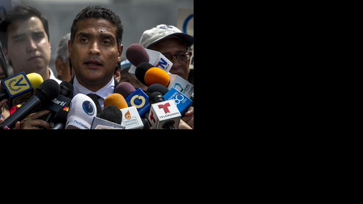 
El abogado de líder opositor venezolano Leopoldo López, Juan Carlos Gutiérrez. 