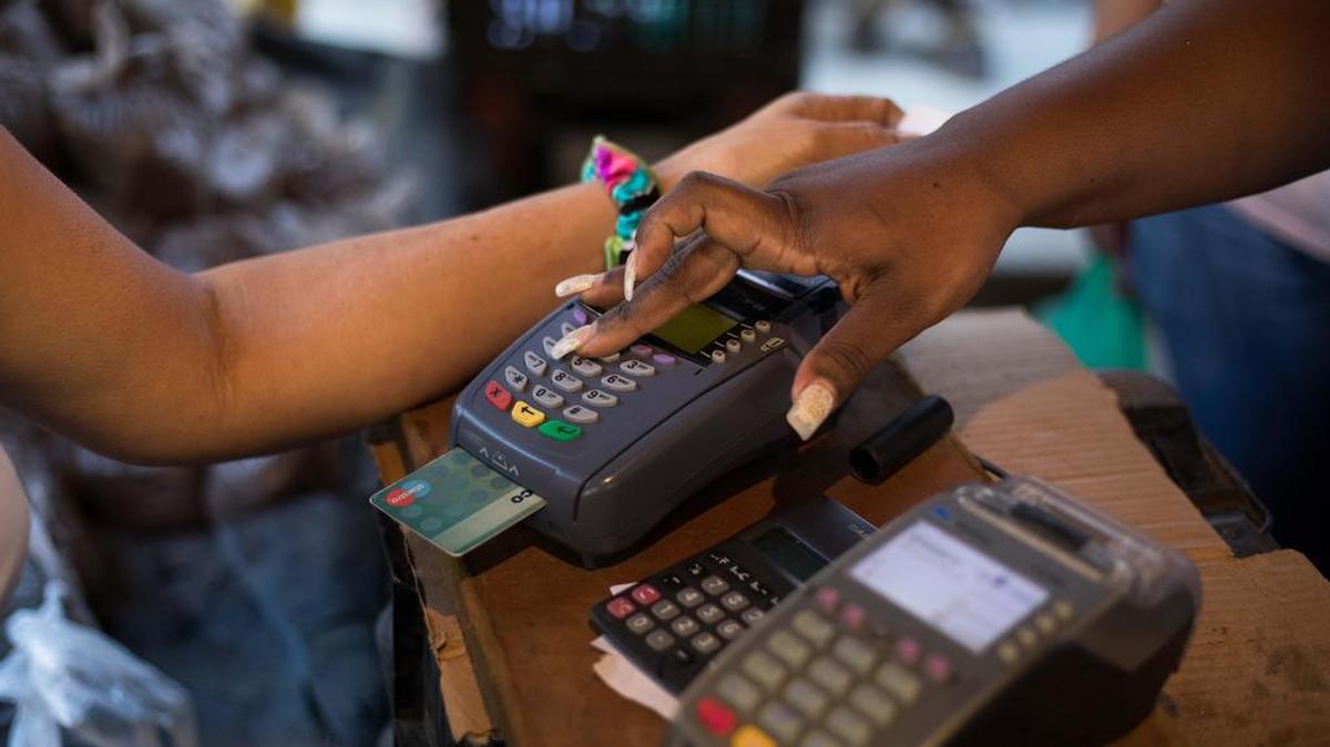 No pagues de más durante el estado de emergencia, la aplicación No Scam de la Fiscal General se puede descargar de forma gratuita en dispositivos Apple y Android para denunciar abusos en los precios.