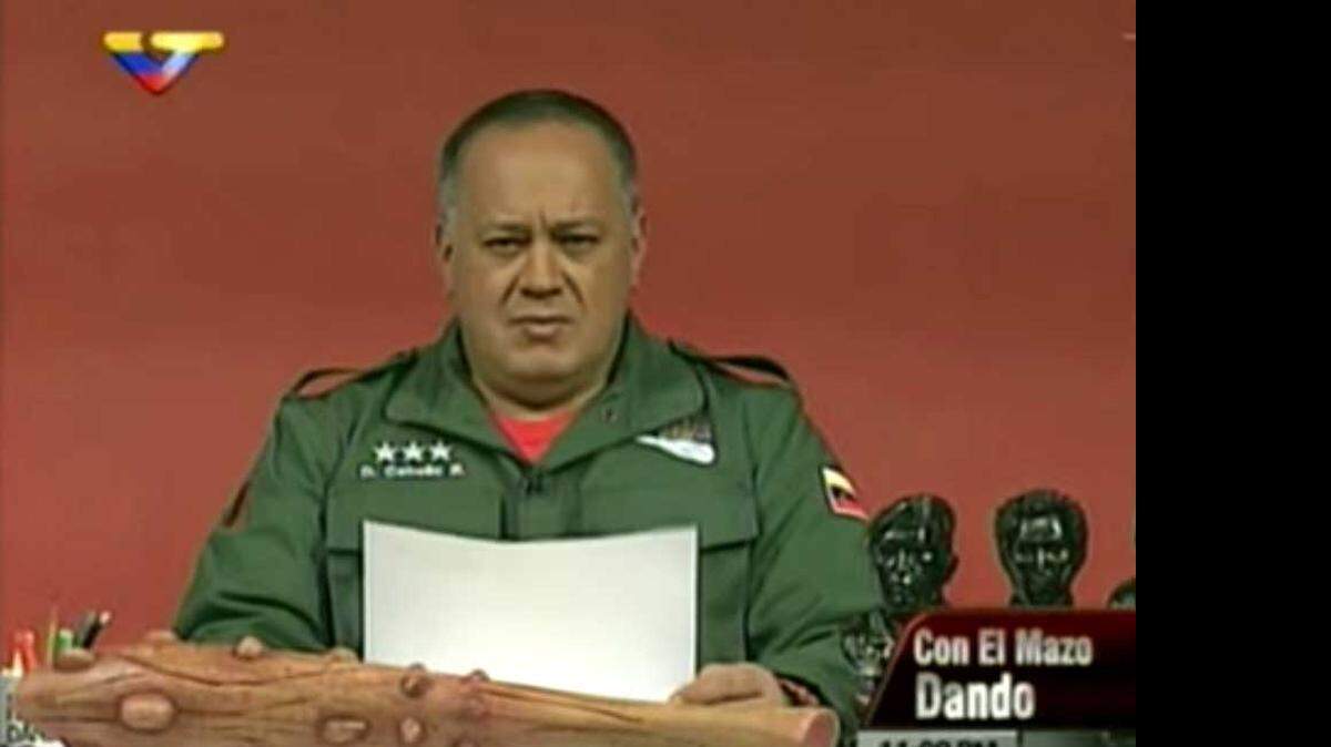 El presidente de la Asamblea Nacional, Diosdado Cabello durante el programa televisivo semanal ‘Con el Mazo Dando', transmitido por el canal estatal Venezolana de Televisión.