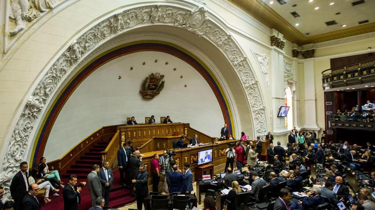 Vista general del hemiciclo de sesiones de la Asamblea Nacional de Venezuela el martes 15 de noviembre de 2016, en la ciudad de Caracas (Venezuela).