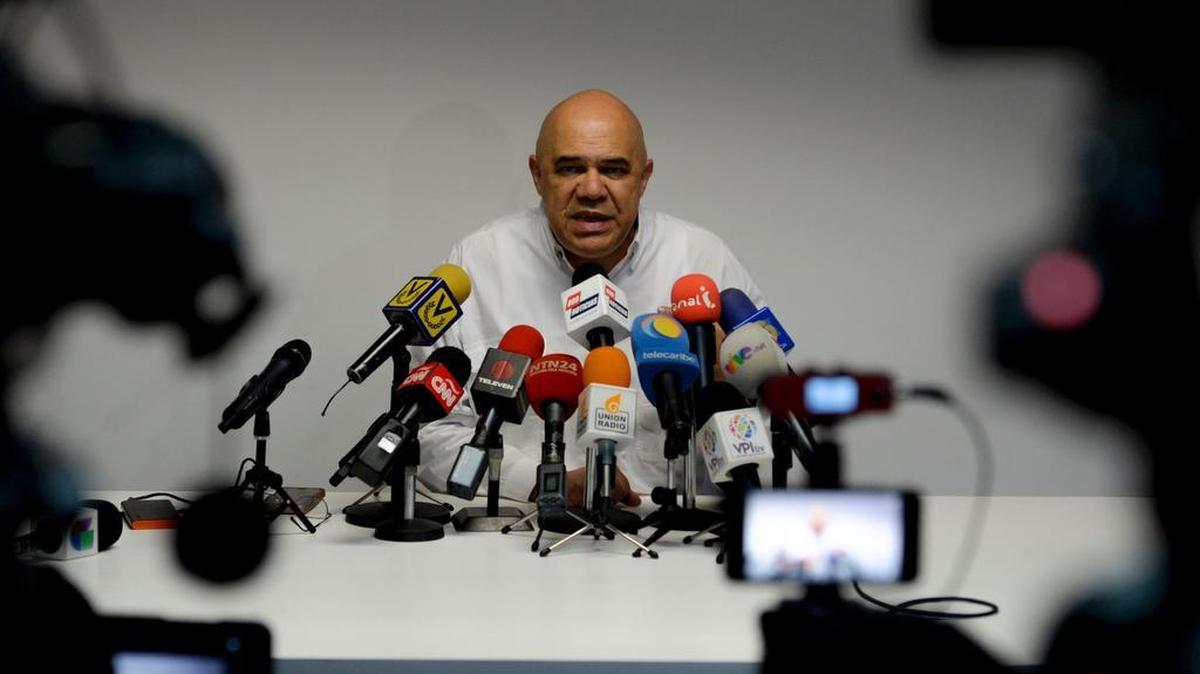 El secretario ejecutivo de la alianza opositora venezolana Mesa de la Unidad Democrática (MUD), Jesús Torrealba.