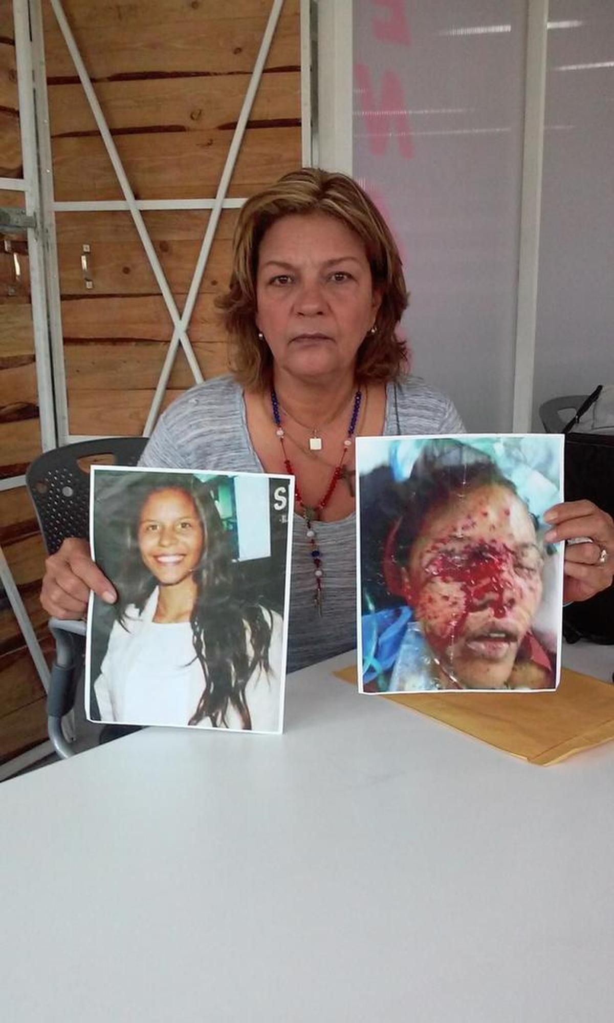 Rosa Orozco muestra fotografías de su hija Geraldine de 23.