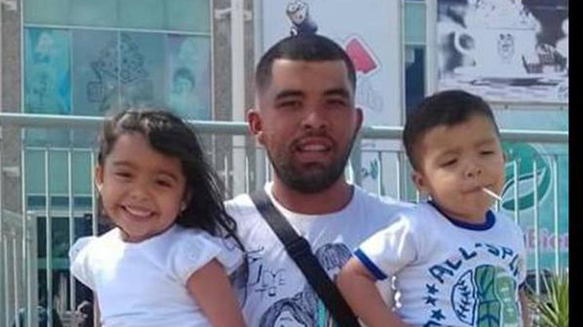 Xavier Mota, de 28 años, salió a finales del año pasado de Mérida, Venezuela, buscando un mejor futuro para su esposa y sus dos hijos.