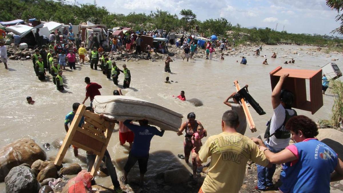 Por decisión del gobierno de Maduro las dos terceras partes de los 2,219 kilómetros de la frontera de Colombia con Venezuela están cerradas.