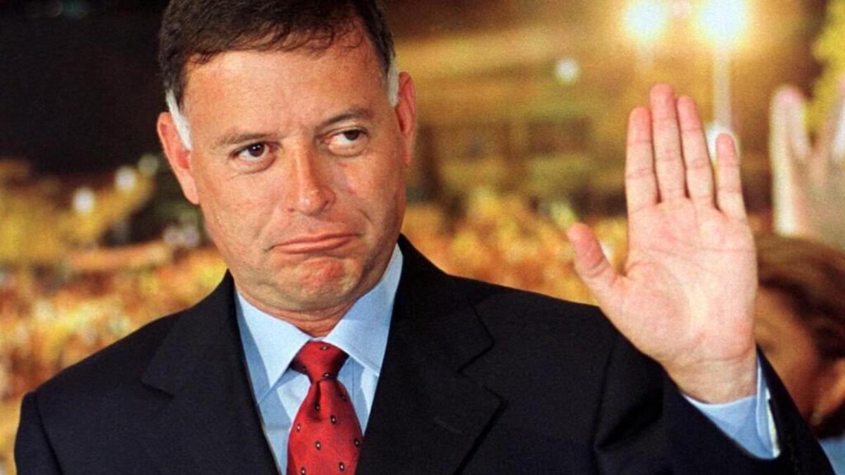 El gobernador del estado Zulia y ex candidato presidencial, Francisco Arias Cardenas en una fotografía de archivo de 2000.