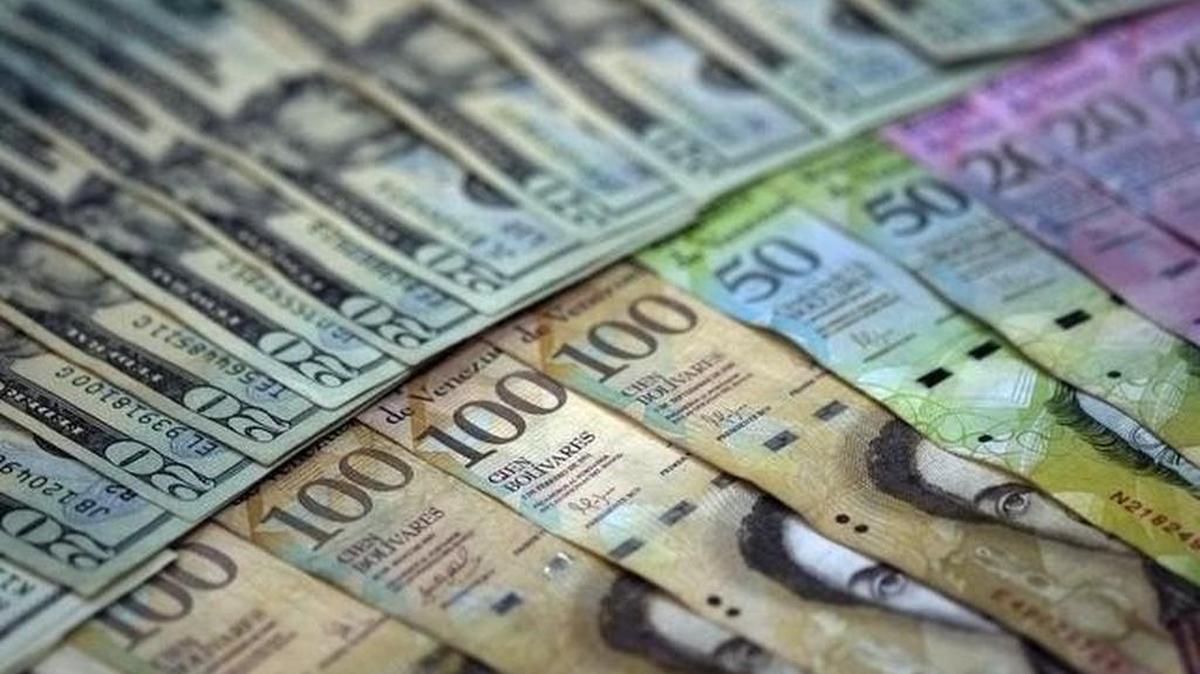 El vencimiento de casi $1,000 millones en bonos esta semana luce como una prueba de fuego para el régimen de Nicolás Maduro, en momentos en que aumentan los temores de los mercados de que Caracas no pueda realizar a tiempo los desembolsos, activando de esa manera el temido default.