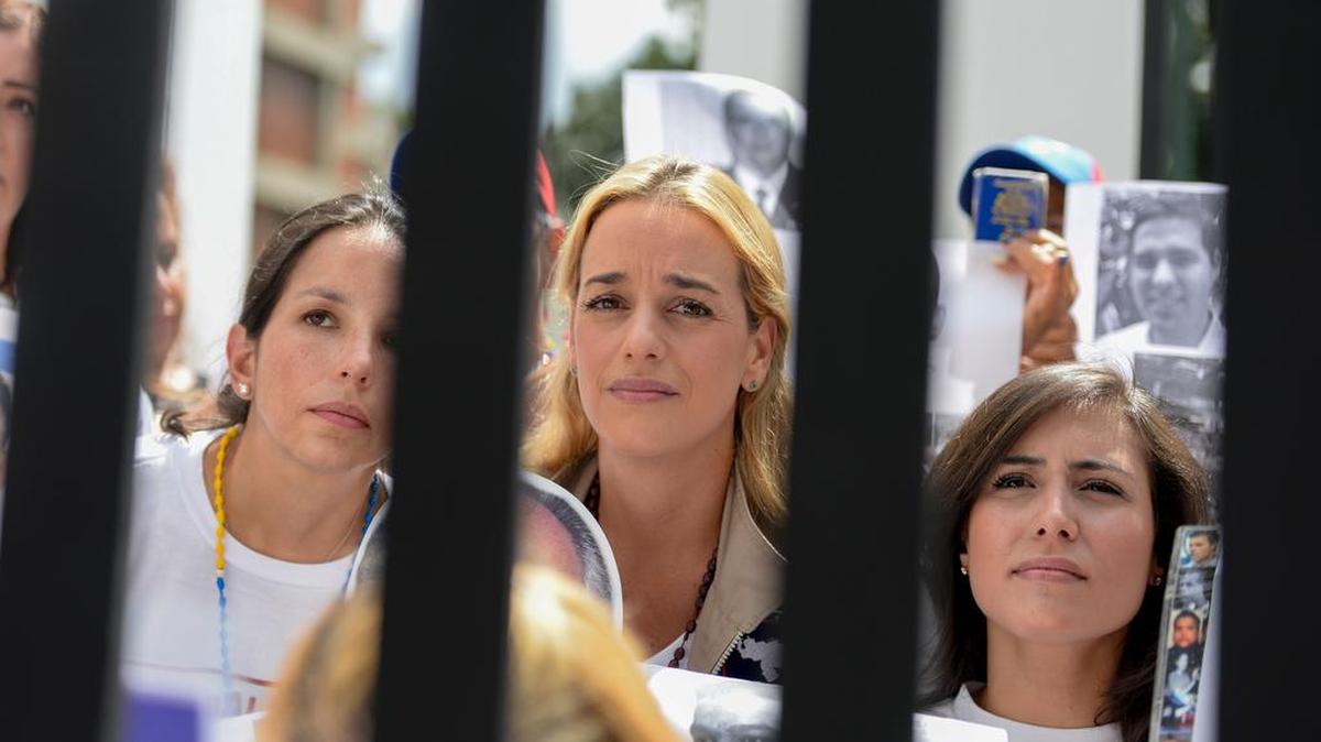 Lilian Tintori anunció que arrancará en los próximos días una nueva gira internacional “para explicarle al mundo lo que está pasando” en Venezuela.