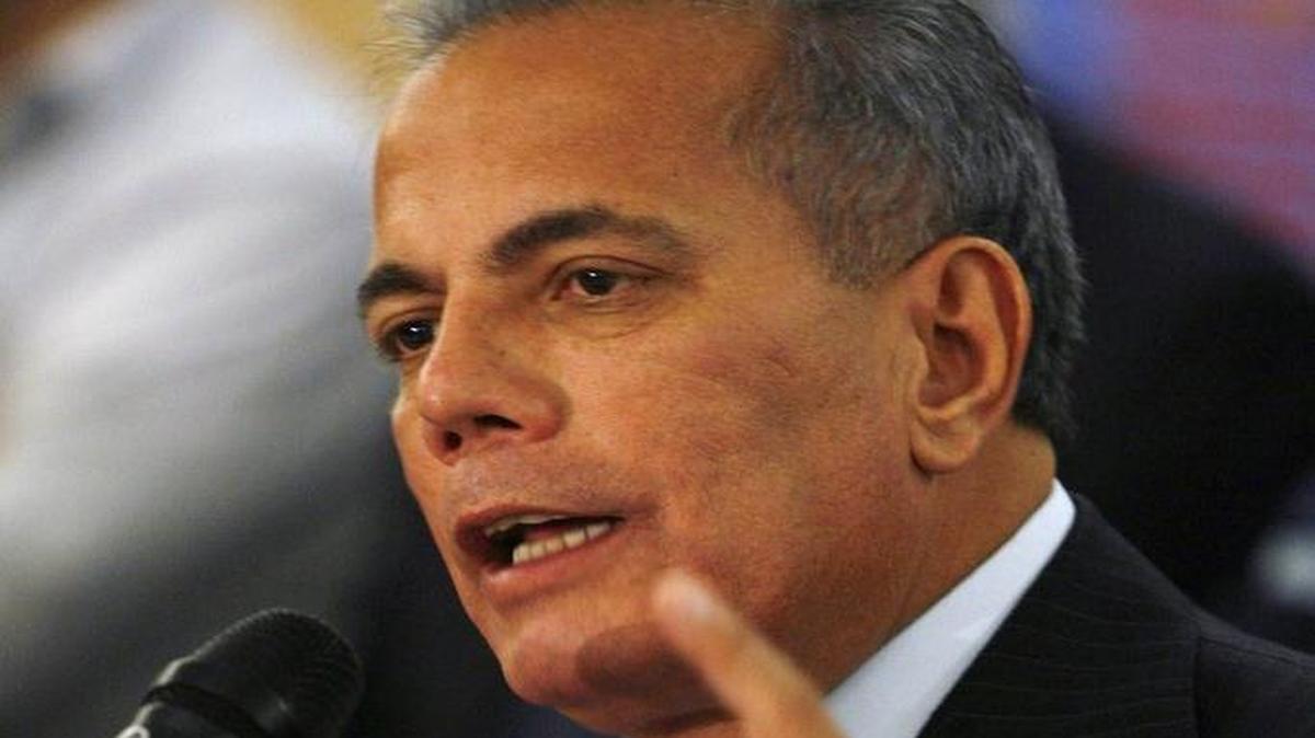 
El alcalde de Maracaibo, Manuel Rosales, participa el 25 de marzo de 2009 en una rueda de prensa de alcaldes y gobernadores de la oposición al ex presidente de Venezuela, Hugo Chávez, en un hotel de Caracas (Venezuela). 
