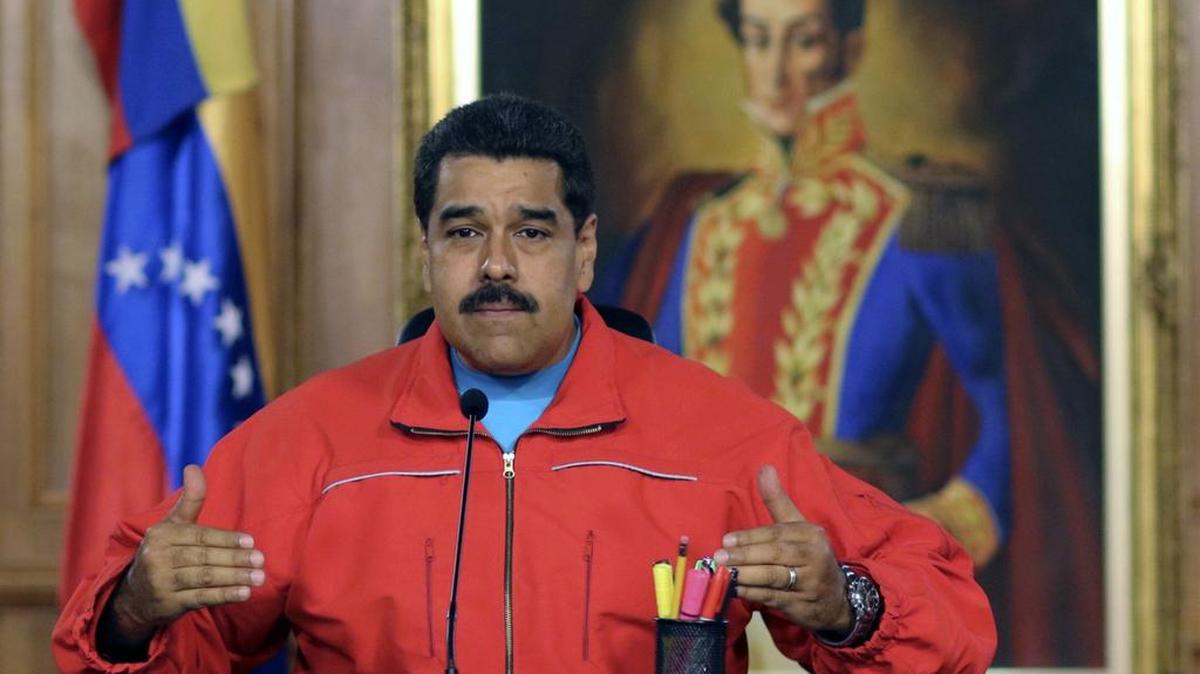 El presidente de Venezuela, Nicolás Maduro, afirmó que el país petrolero perdió el 68 % de los ingresos en divisas producto de la caída del petróleo y calificó el 2015 como un año “terrible” por los ataques de los que, dijo, fue víctima su Gobierno.