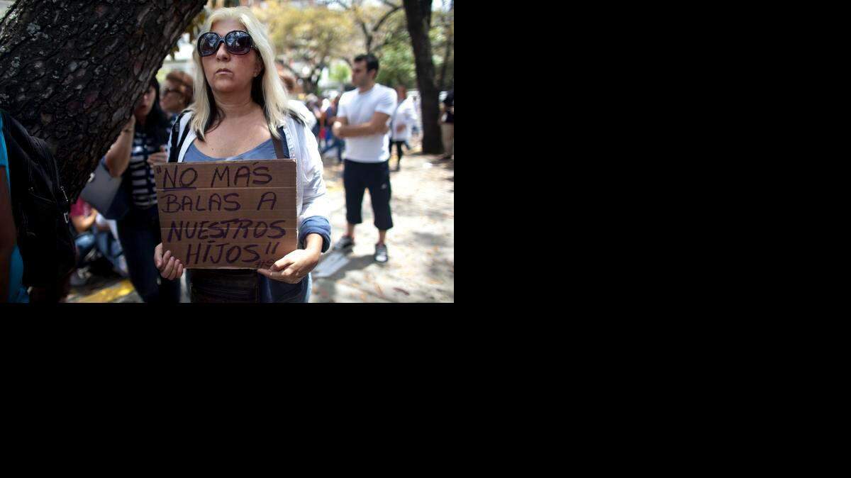 
Una manifestante en Caracas el pasado 25 de febrero.
