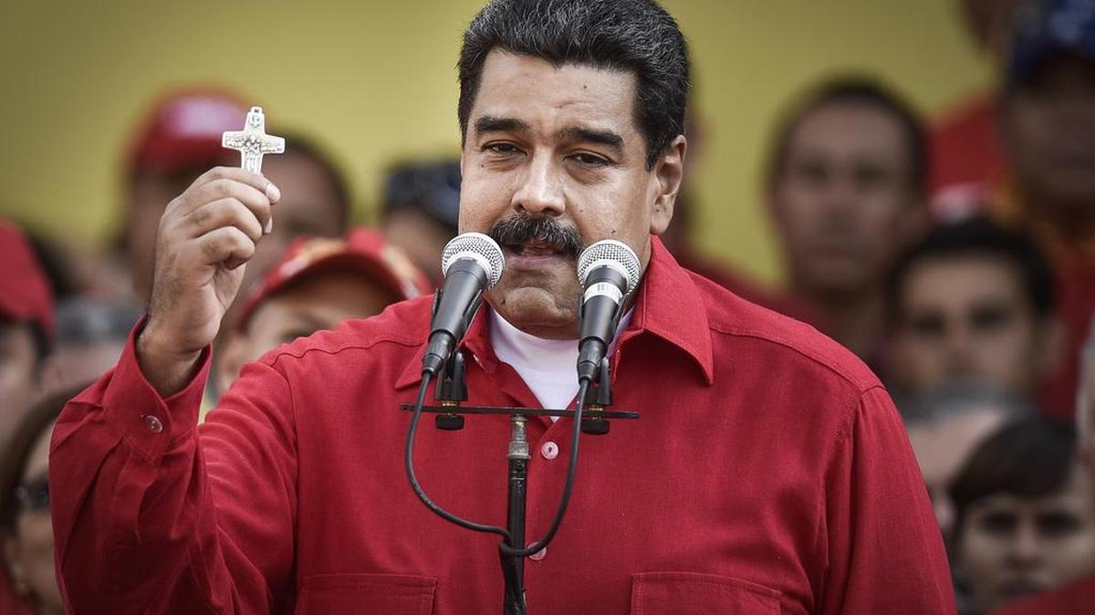 El gobernante venezolano Nicolás Maduro podría ser sancionado por la Asamblea Nacional esta semana.