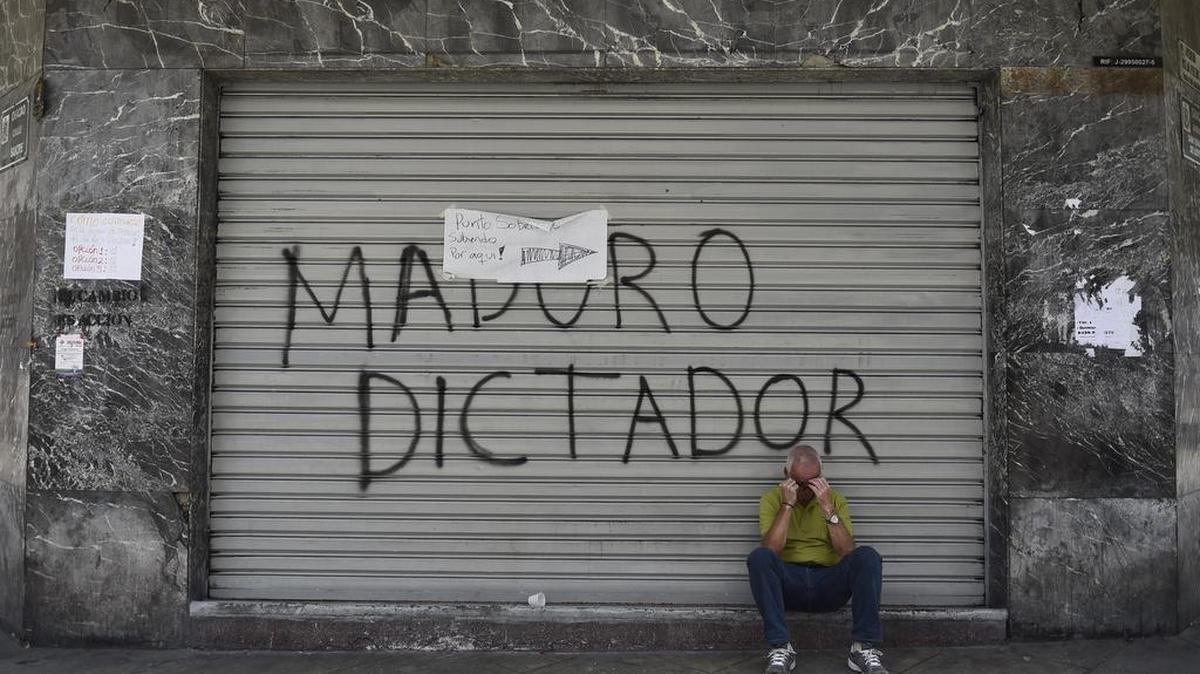 Las protestas en Venezuela ya van a cumplir cuatro meses, pero el gobierno persiste en hacer lo que las han provocado.