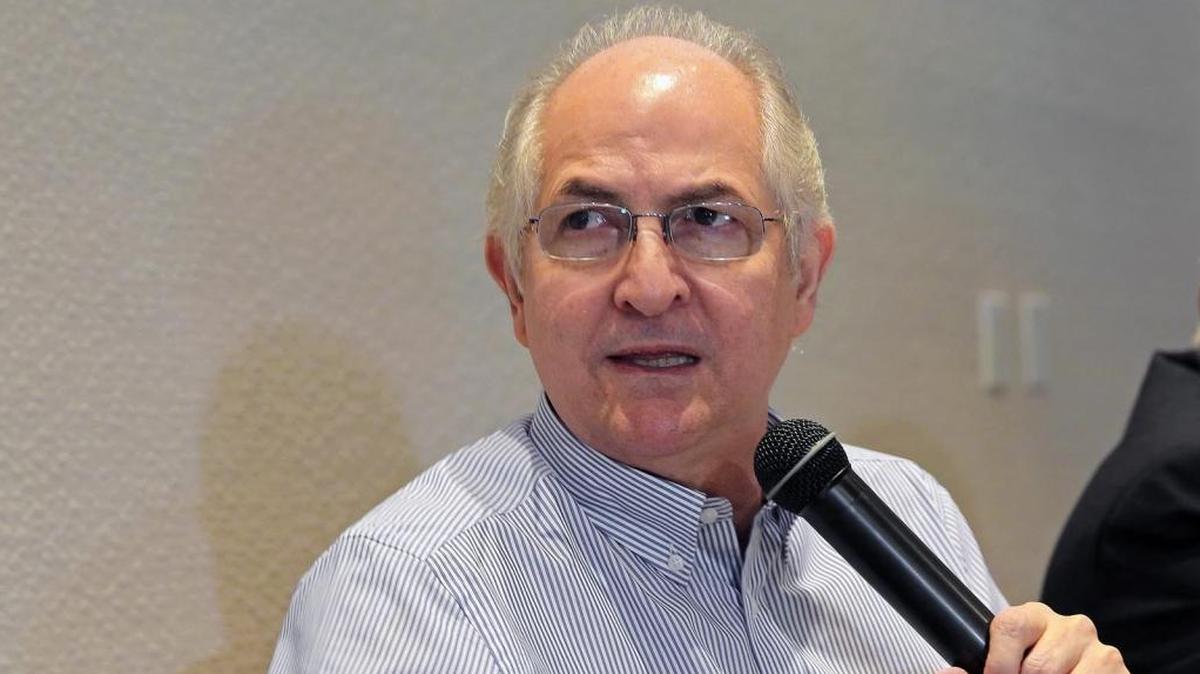 El ex alcalde de Caracas. Antonio Ledezma, durante una conferencia de prensa en Doral en diciembre del 2017.