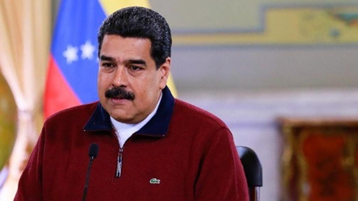 El presidente Nicolás Maduro vistió este jueves un saco Lacoste de $155.