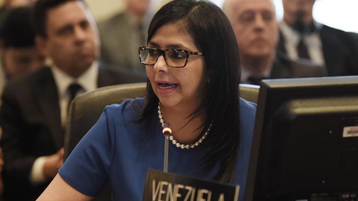 La canciller de Venezuela, Delcy Rodriguez habla este miércoles 5 de abril de 2017 en la reunión del Consejo Permanente de la OEA en Washington DC (EEUU).