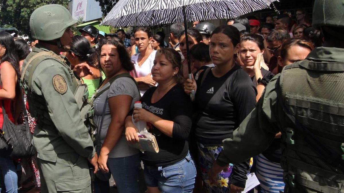 
La ONU llamó este viernes a Venezuela a respetar los derechos humanos de los colombianos expulsados en medio de la actual crisis diplomática con Colombia
