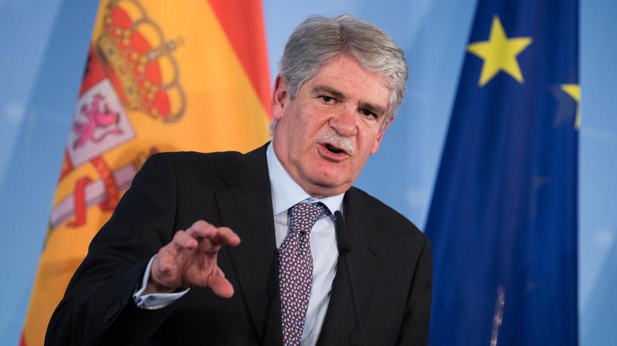El ministro español de Asuntos Exteriores, Alfonso Dastis, en una conferencia de prensa el 28 de marzo de 2017.