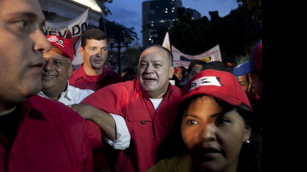 
Diosdado Cabello, presidente de la Asamblea Nacional de Venezuela, durante una marcha el 19 de noviembre de 2013.
