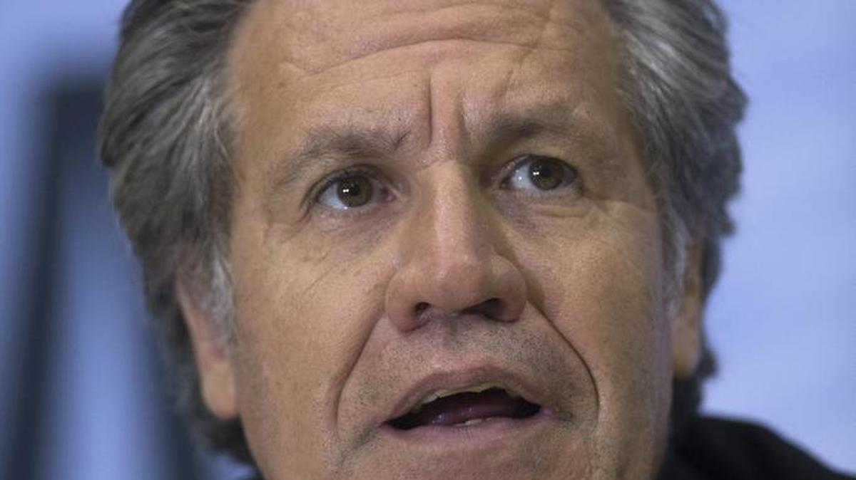 El secretario general de la OEA, Luis Almagro, habla al finalizar la XLVI Asamblea General Ordinaria de la Organización de Estados Americanos (OEA) el martes 15 de junio de 2016, en Santo Domingo (República Dominicana).