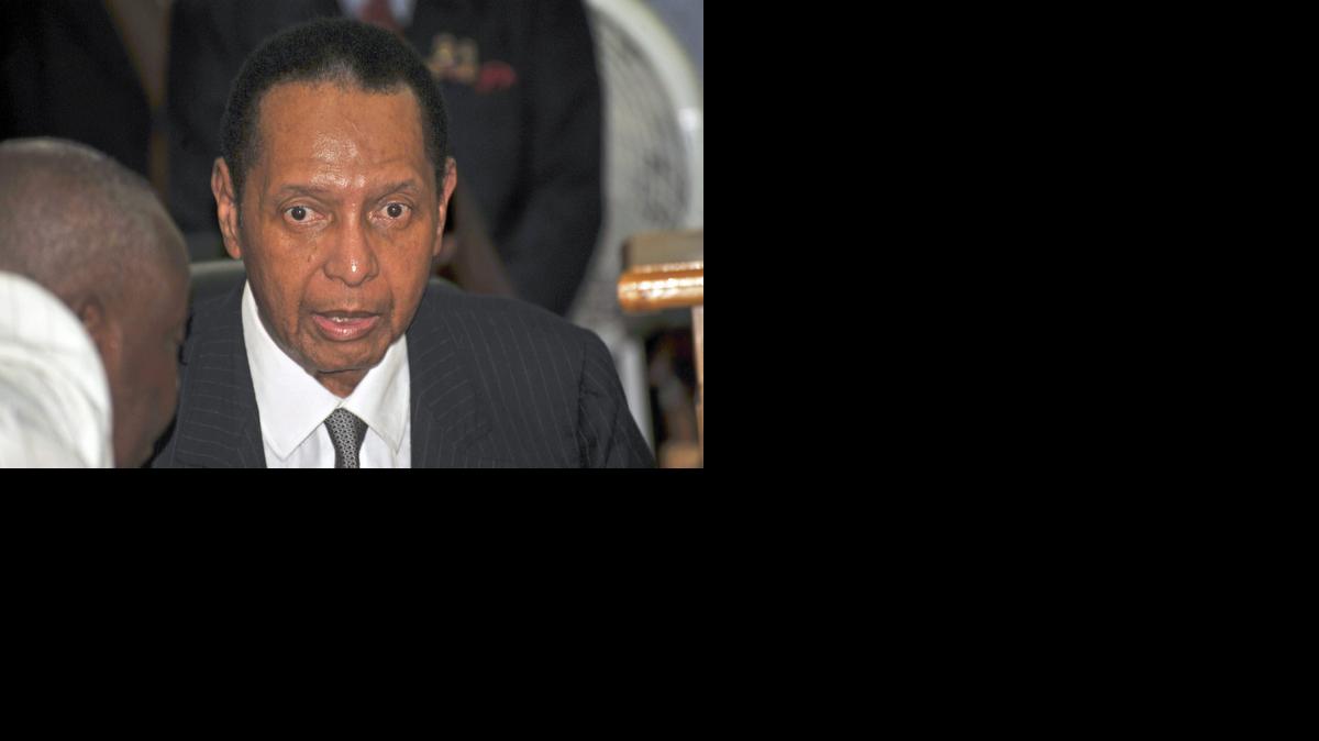 
Jean-Claude Duvalier, ex dictador de Haití, asiste a una audiencia judiciale el 28 de febrero de 2013. Duvalier falleció el sábado de un ataque al corazón. 
