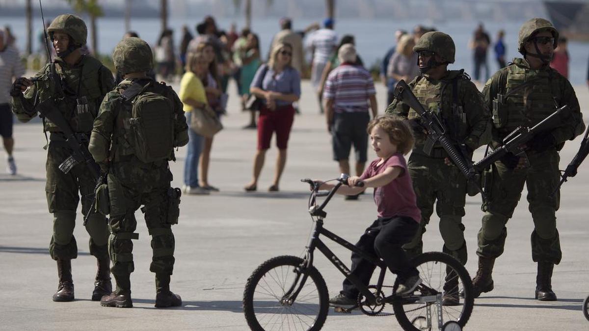 A muchos participantes en las Olimpiadas de Río no sólo les preocupa contraer el zika, sino la seguridad durante los días de estancia.