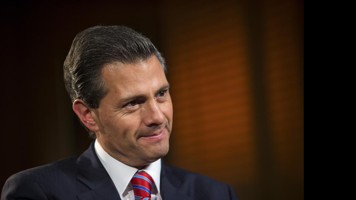 
El presidente de México, Enrique Peña Nieto, fue operado de la vesícula el viernes.
