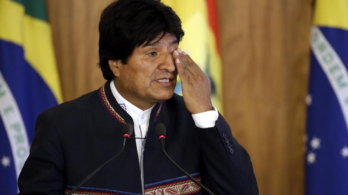 El presidente de Bolivia, Evo Morales, en una conferencia de prensa durante su visita a su homóloga brasileña, Dilma Rousseff (fuera de cuadro) el martes 2 de febrero de 2016, en el Palacio de Planalto en Brasilia (Brasil).