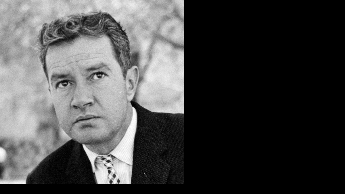 
Tres ensayistas han revalidado la paternidad del escritor mexicano Juan Rulfso sobre la mítica novela “Pedro Páramo”.
