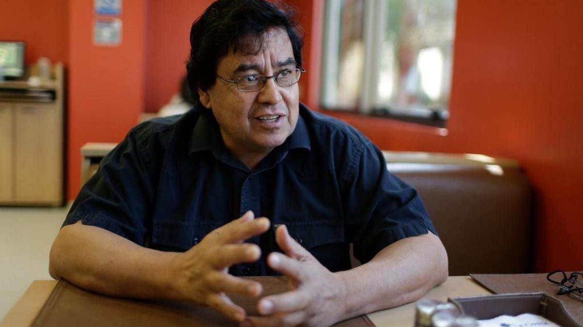 
Candido Figueredo, reportero del periódico paraguayo Abc Color, durante una entrevista en Asunción, el martes. El Comité de Protección para Periodistas le otorgó el Premio Internacional de Libertad de Prensa.
