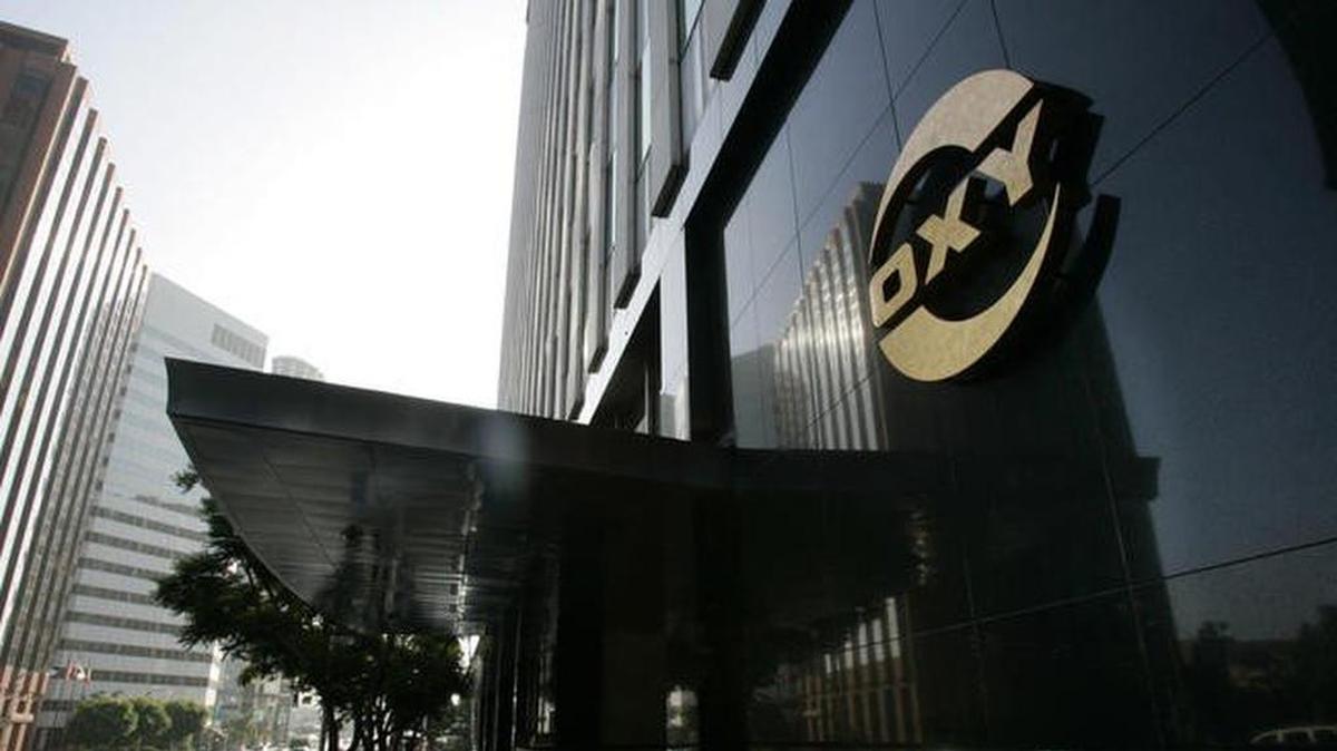 Ecuador pagará 980 millones de dólares a la petrolera estadounidense Oxy hasta abril de este año, tras la condena que le impuso un tribunal de arbitraje del Banco Mundial por cancelar un contrato de extracción en 2006, informó este sábado el presidente Rafael Correa.