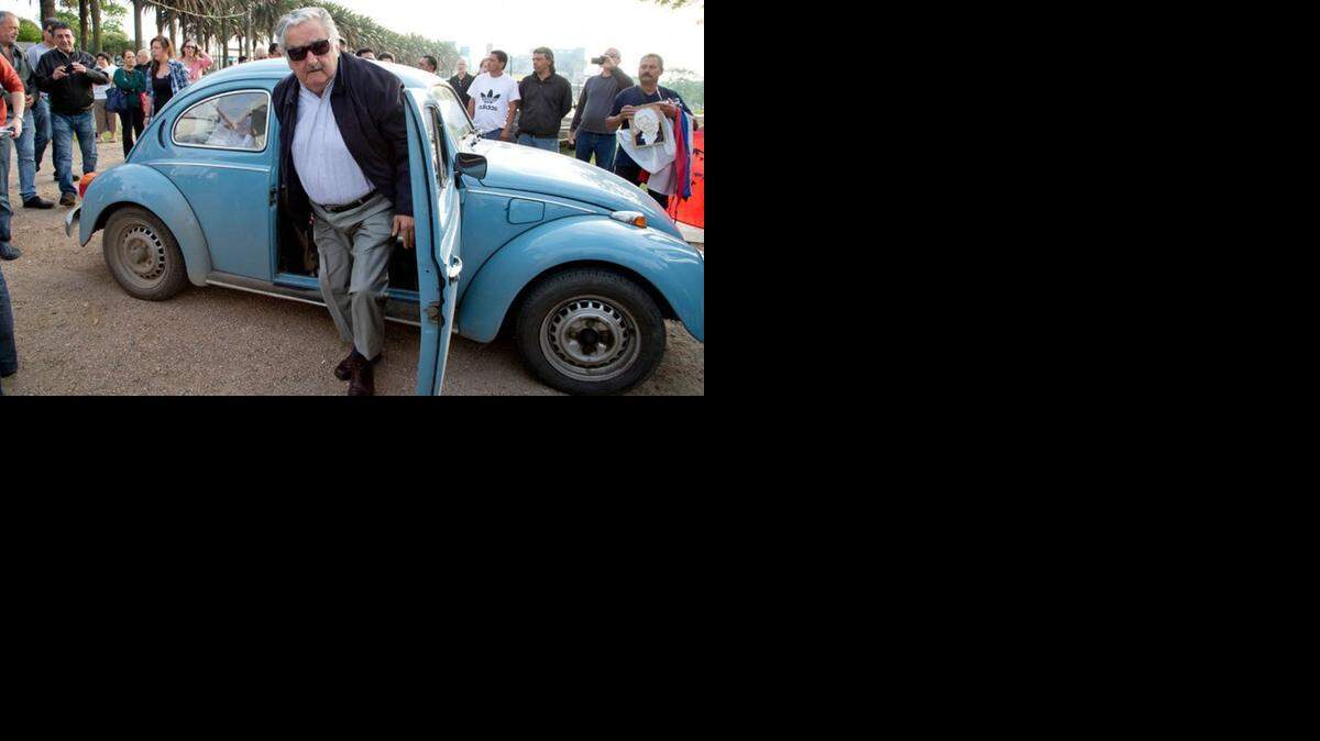 
Según la última declaración jurada de Mujica, el ‘Fusca' del año 1987 está valorado en 70,000 pesos (USD 2,800).
