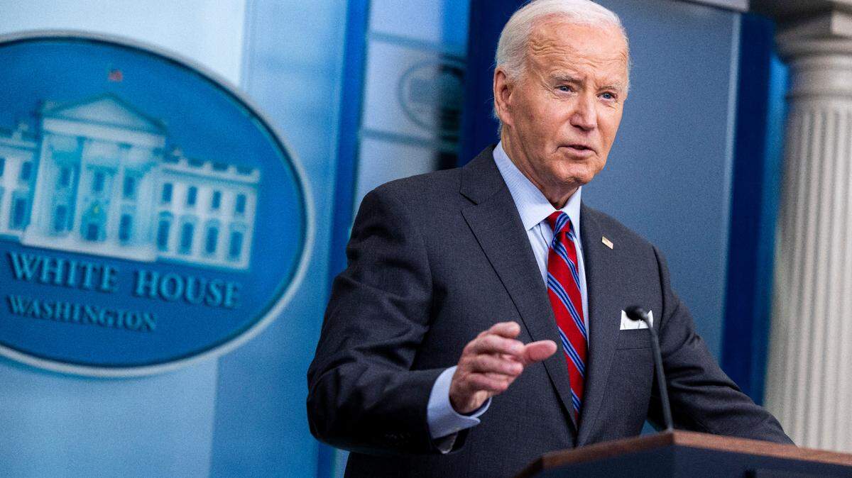 El presidente Joe Biden responde a una pregunta de los medios de comunicación en la sala de prensa de la Casa Blanca en Washington, DC, EE.UU., 30 de septiembre de 2024. El Presidente Biden respondió a preguntas sobre la economía, las elecciones y apoyo a Israel.
