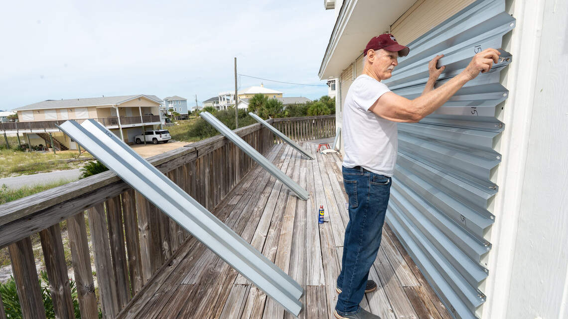 Florida desplegará más de 12,000 oficiales ante el impacto del huracán Isaías en EEUU