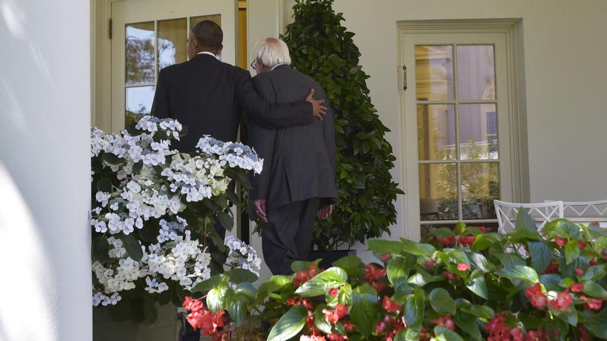 El presidente estadounidense Barack Obama ha recibido este jueves en la Casa Blanca al senador por Vermont, Bernie Sanders
