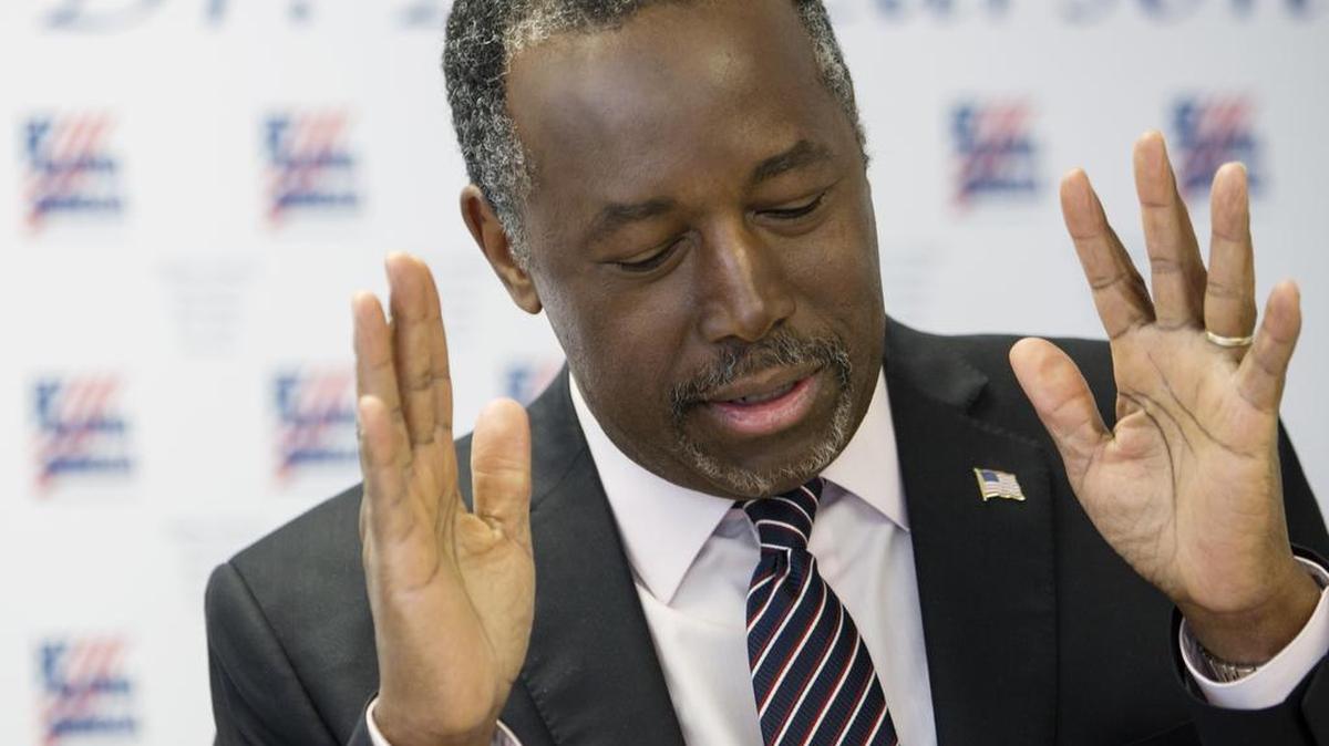El precandidato presidencial Ben Carson en un evento el domingo 28 de febrero de 2016.