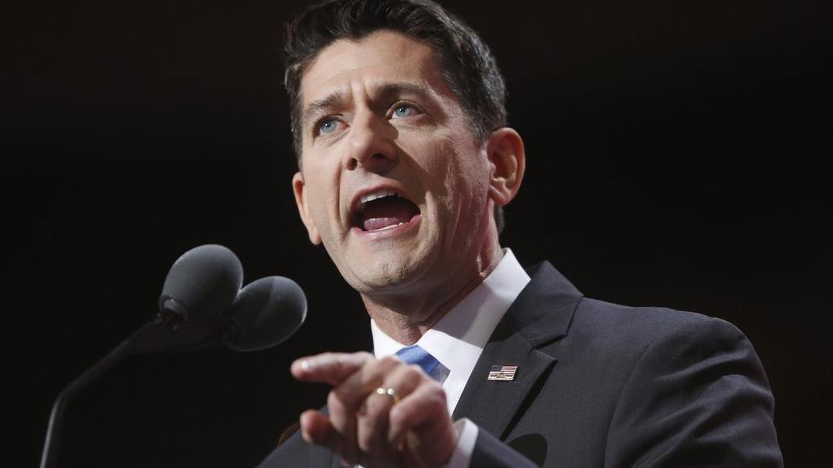 El presidente de la Cámara de Representantes, Paul Ryan, habla en el segundo día de la Convención Nacional Republicana 2016 en el Quicken Loans Arena en Cleveland, Ohio (Estados Unidos), el martes 19 de julio de 2016.