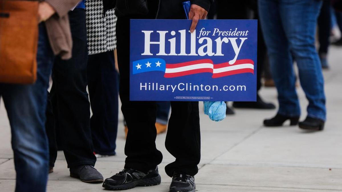 Clinton cuenta con 43% de las intenciones de voto frente a 42% que cosecha Trump tanto en Florida como en Pensilvania.