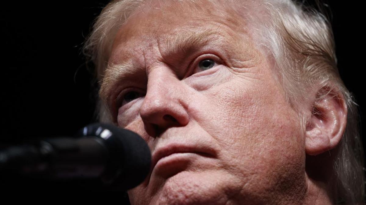 El candidato presidencial Donald Trumpen un evento este sábado 15 de octubre de 2016 en Bangor, Maine.