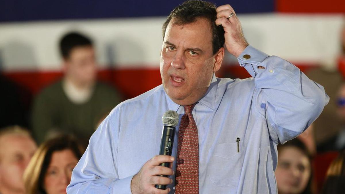 Fotografía de archivo de 7 de febrero de 2016 donde se ve al gobernador de New Jersey Chris Christie hablando durante un acto de campaña en Hampton, New Hampshire.