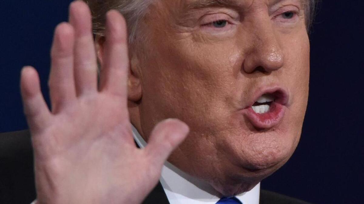 El candidato republicano a la presidencia de Estados Unidos Donald Trump durante su primer debate el lunes 26 de septiembre de 2016, en la Universidad Hosfra de Hempstead, Nueva York.