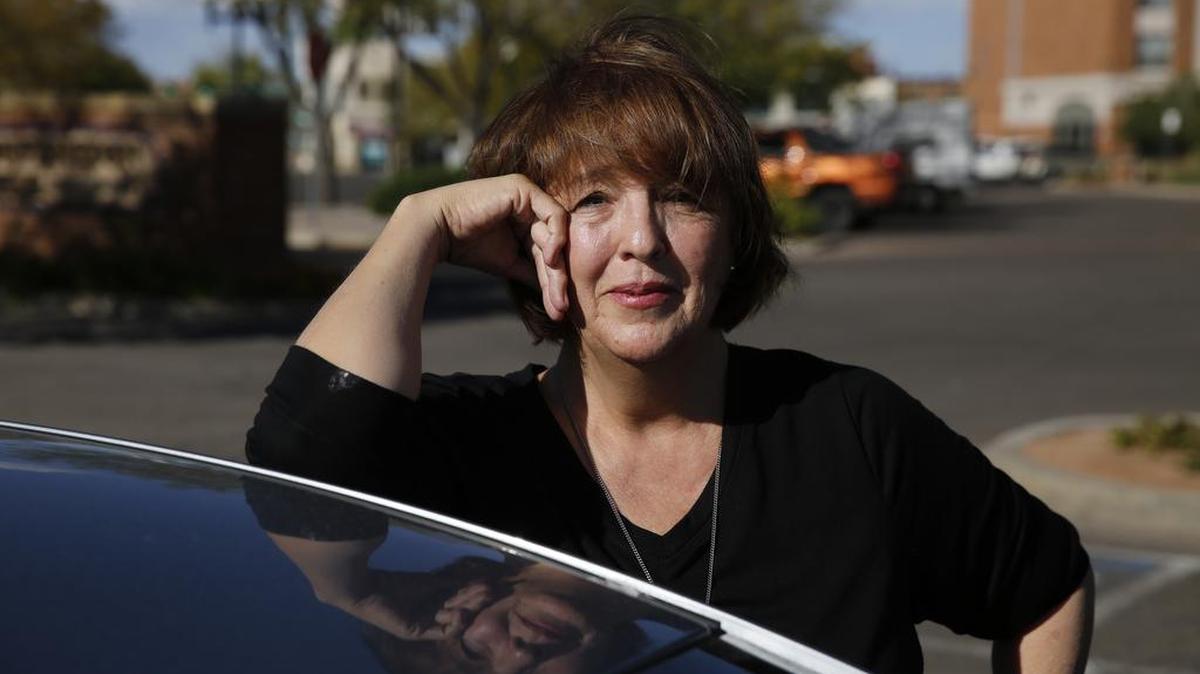Mary Celeste Madrid, una residente de Pueblo, Colorado, piensa votar por Donald Trump y dice que ha tenido fuertes discusiones con sus familiares por su apoyo al candidato presidencial republicano.