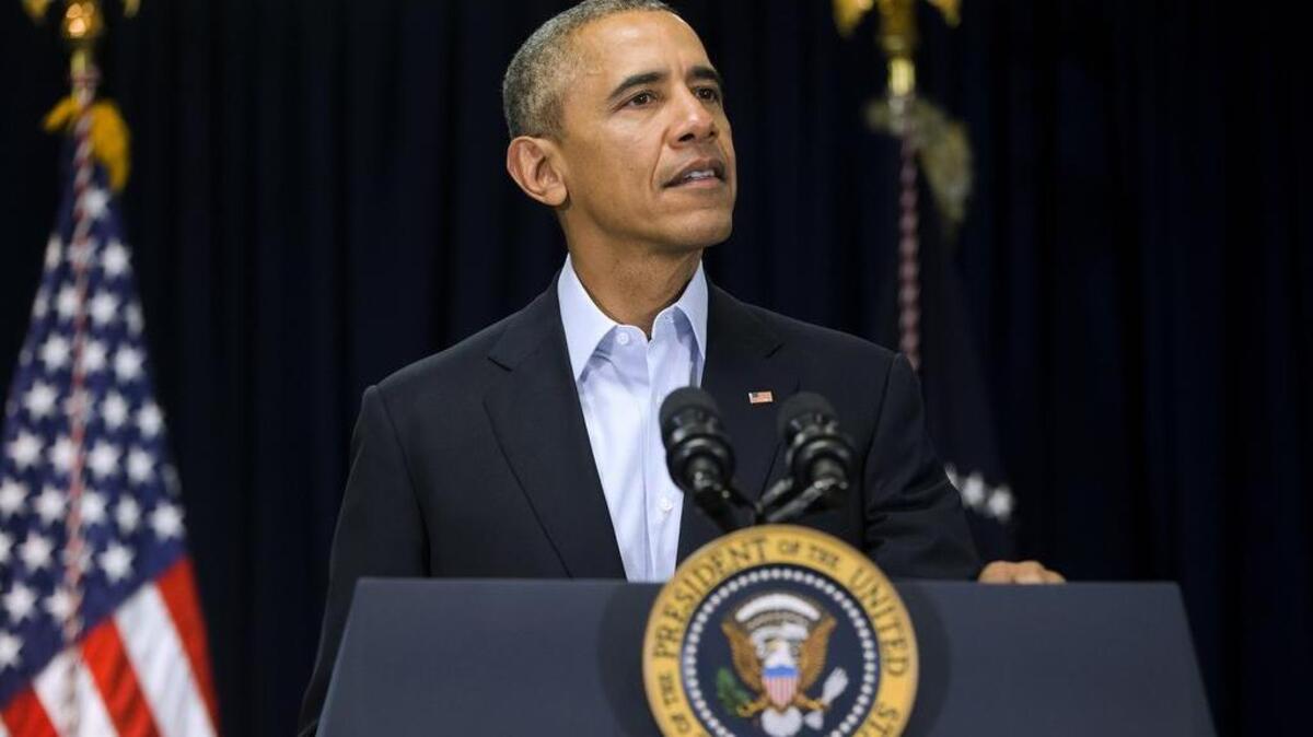 El presidente Barack Obama habla a la prensa en Rancho Mirage, California, sobre el fallecimiento del juez del Supremo Antonin Scalia.