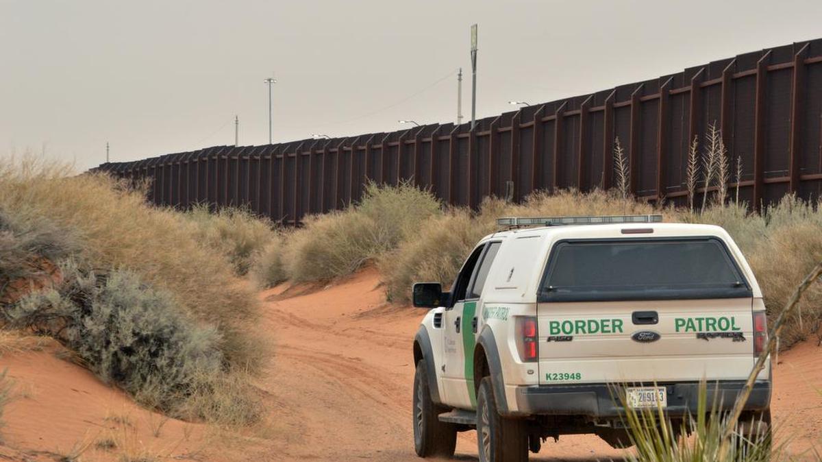 Agentes de la Patrulla Fronteriza de EEUU en la localidad de Santa Teresa, Nuevo México, el pasado 4 de enero.