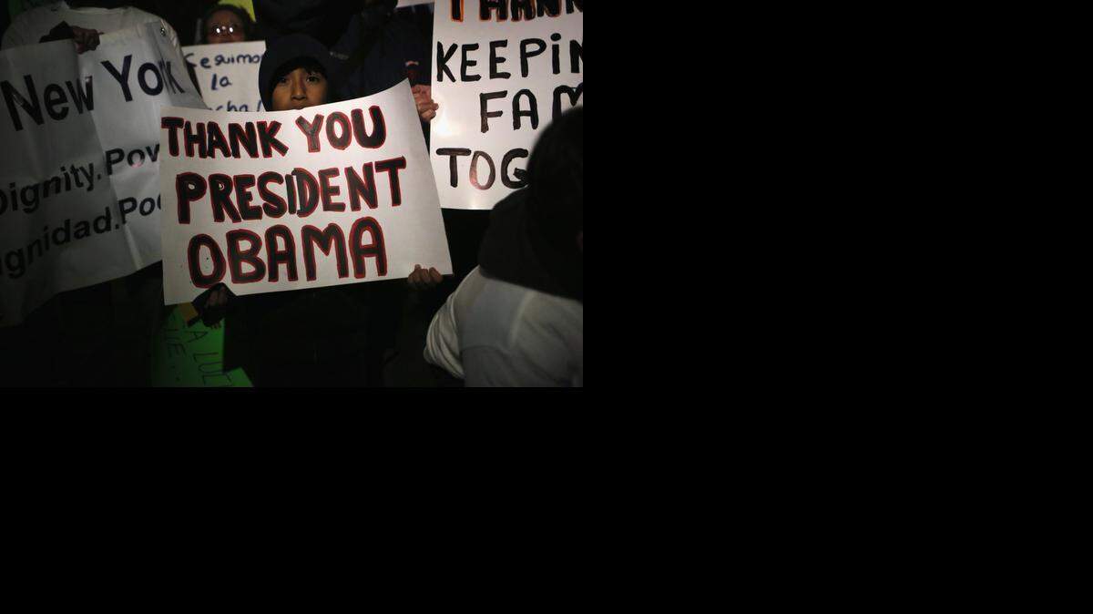 
Activistas por los derechos de los latinos se congregaron en Nueva York para agradecer al presidente Obama por sus nuevas medidas a favor de los inmigrantes.
