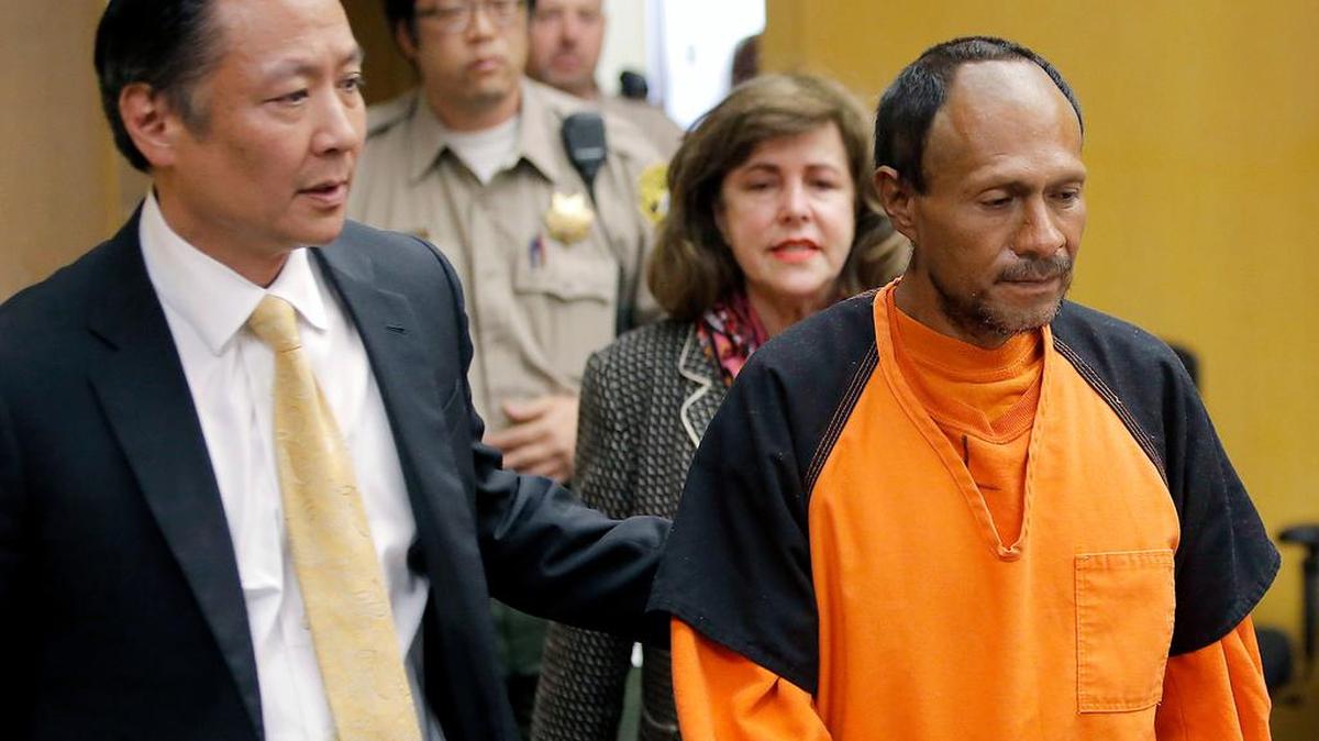 
Juan Francisco López Sánchez, de 45 años y en situación irregular en Estados Unidos, confesó haber disparado el arma que causó la muerte de Kate Steinle.
