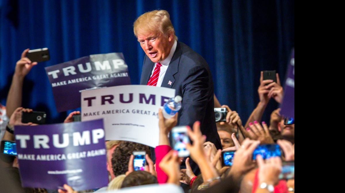 
Donald Trump durante un acto de campaña. El magnate inmobiliario obtuvo 24% del respaldo de electores republicanos consultados para un sondeo del diario The Washington Post.
