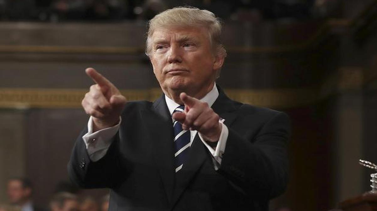 El presidente de los Estados Unidos, Donald Trump, ofrece su discurso en el Congreso en Washington DC (Estados Unidos) ayer, 28 de febrero de 2017.