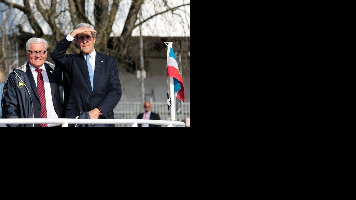 
Confiamos en la capacidad del presidente para negociar un acuerdo con Irán, declaró John Kerry (der.), a la prensa al llegar a Lübeck, Alemania, para una reunión con sus homólogos del G7.
