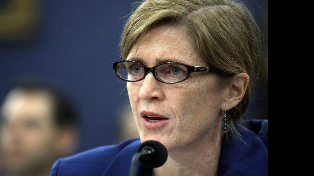 
Samantha Power, embajadora estadounidense ante la ONU, dijo a la prensa tras la reunión a puertas cerradas que el Consejo ahora intentará identificar a los responsables de los ataques y asegurarse de que sean llevado ante la justicia.
